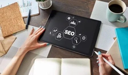 SEO対策とリスティング広告の違いとは？どの様に使い分ける？