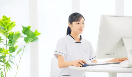 クリニックのDXを加速させる電子カルテ「medicalforce（メディカルフォース）」とは？機能や活用方法について解説！